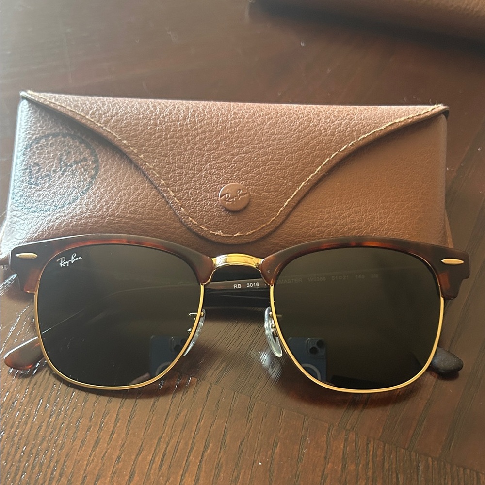 Ray-Ban Clubmaster Tortoise-Arista / Crystal Green Lens 51/21-145